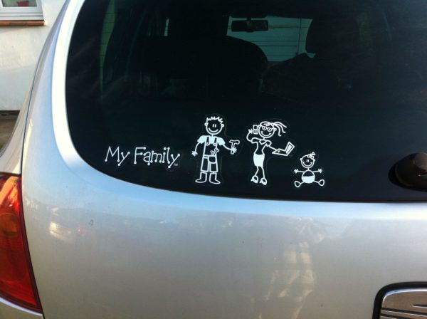 Auto The Sticker Family - vader klus - mama met laptop - babymeisje